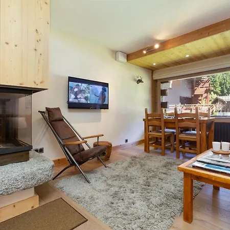 Amethystes Apartment