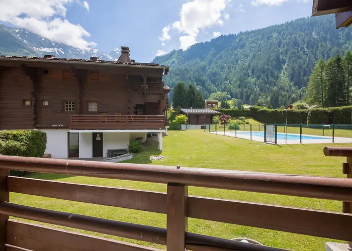 Amethystes Apartment *